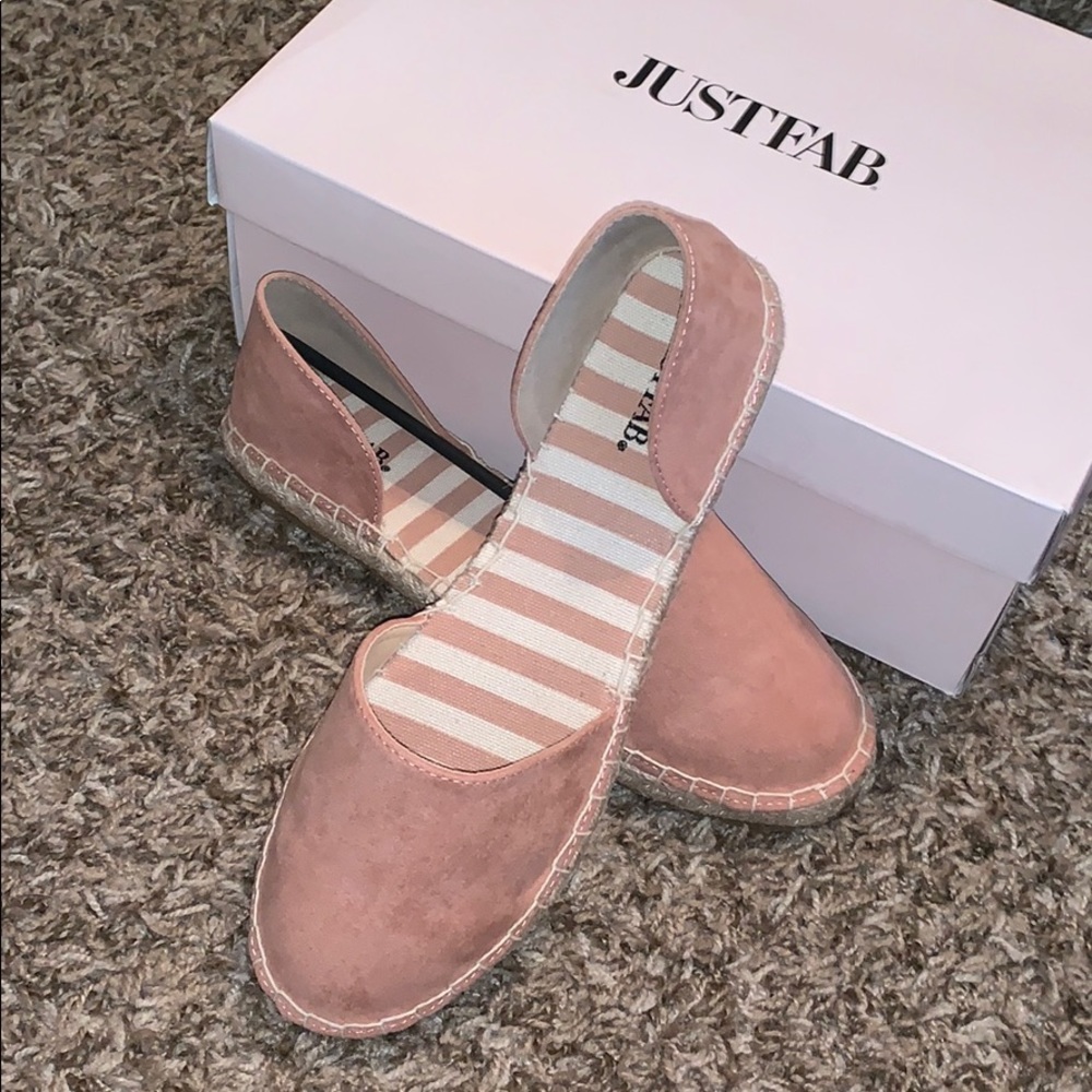 Espadrille flats